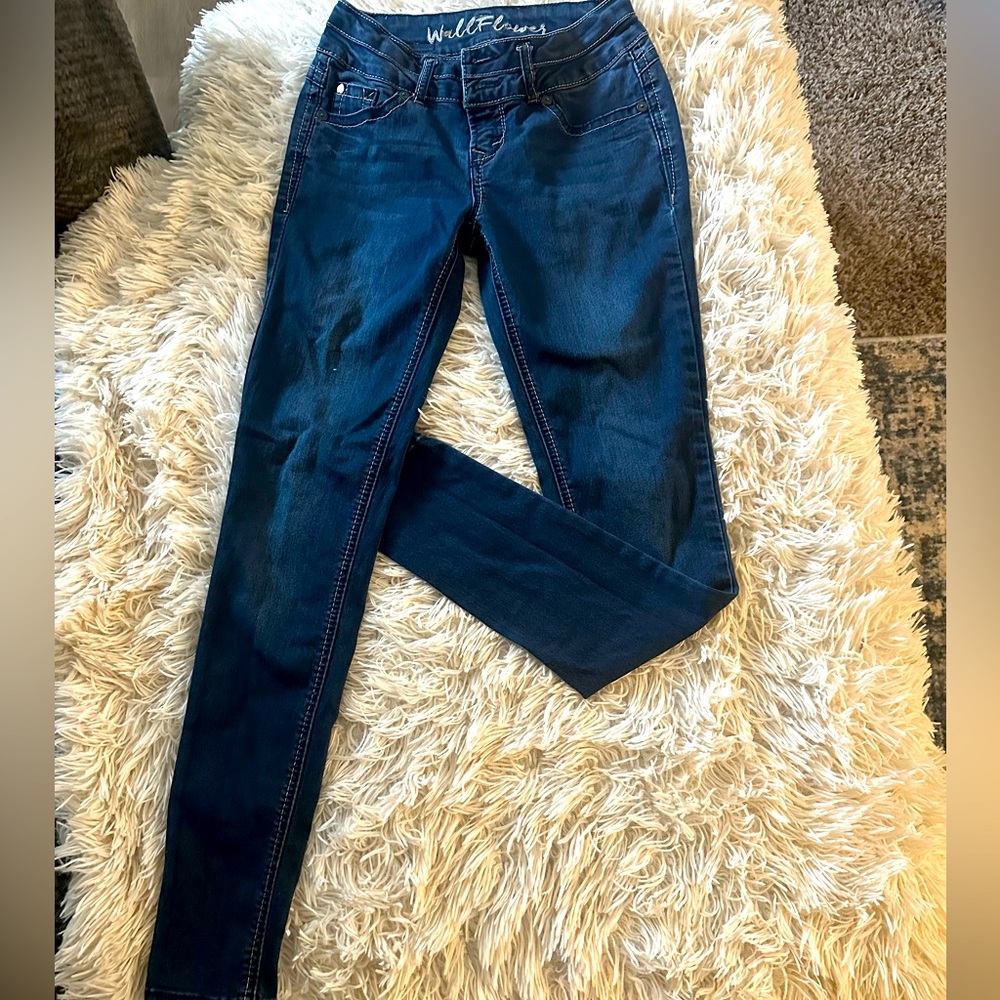 Brand: WallFlower Size: 1 Juniors